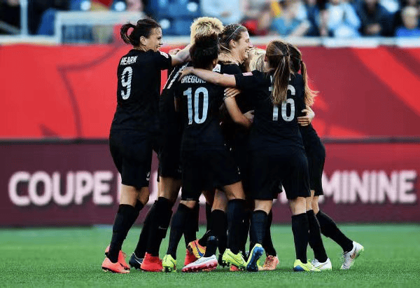 加拿大代表表现出色称雄赛场的简单介绍 加拿大代表表现出色称雄赛场的简单介绍