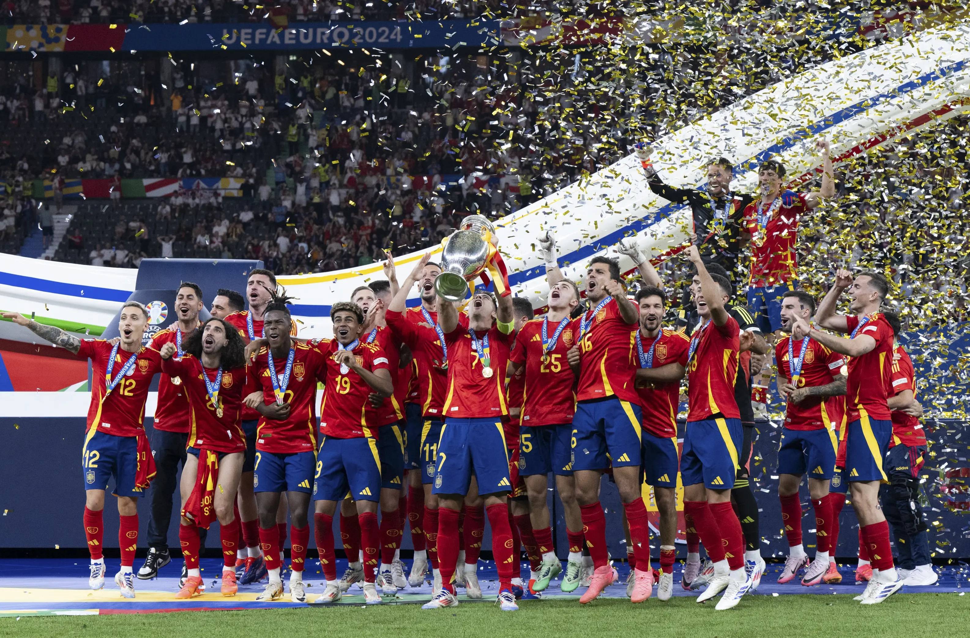 荷兰遭克罗地亚淘汰,无缘欧国联四强的简单介绍 荷兰遭克罗地亚淘汰,无缘欧国联四强的简单介绍