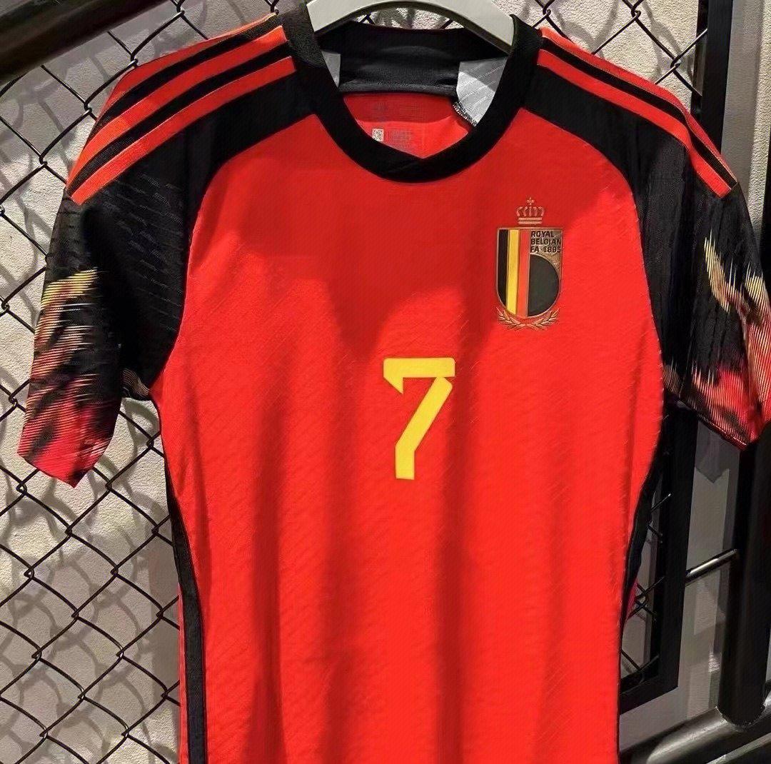 包含小组赛焦点:德布劳内绝杀,官方公布名单的词条 包含小组赛焦点:德布劳内绝杀,官方公布名单的词条