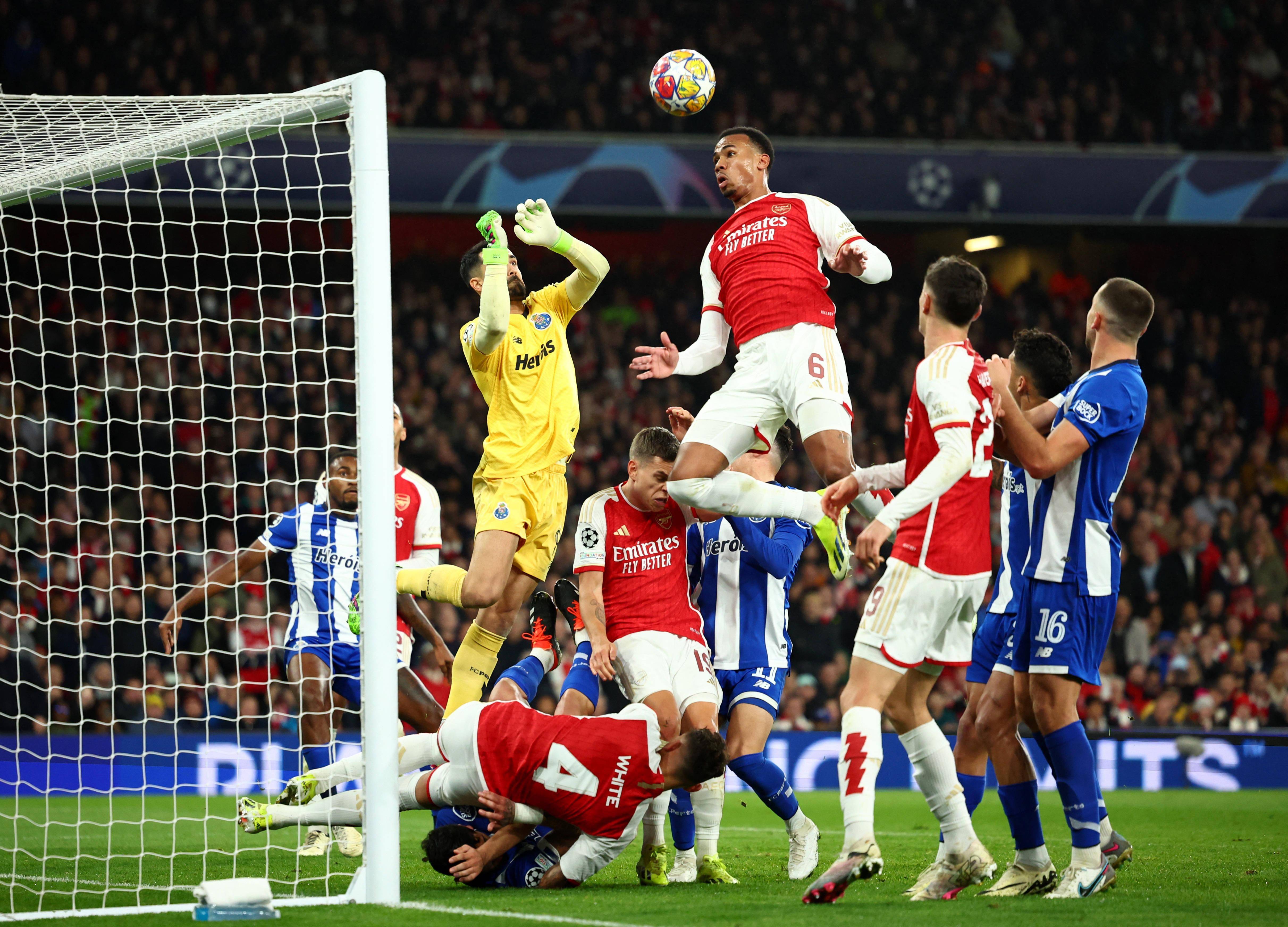 国米在世界杯中碾压皇马,表现神勇 国米在世界杯中碾压皇马,表现神勇