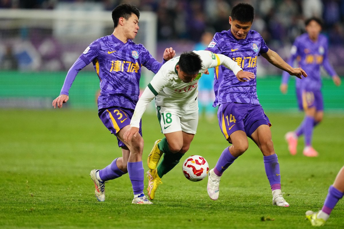 武汉卓尔大比分击败天津泰达,场面一度失控的简单介绍 武汉卓尔大比分击败天津泰达,场面一度失控的简单介绍