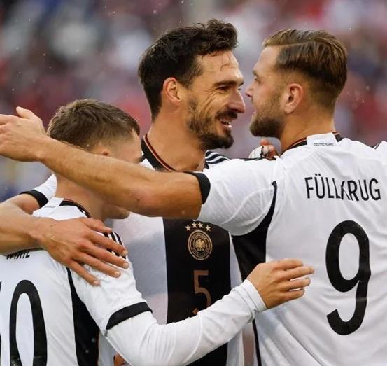 德国队大胜奥地利,晋级欧预赛半决赛 德国队大胜奥地利,晋级欧预赛半决赛