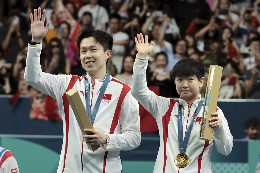 韩国男子拳击队喜中两枚金牌 韩国男子拳击队喜中两枚金牌