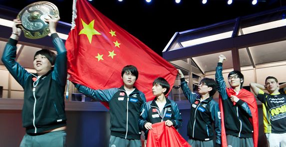 包含TI国际邀请赛赛事精彩瞬间盘点，年度回顾震撼登场的词条