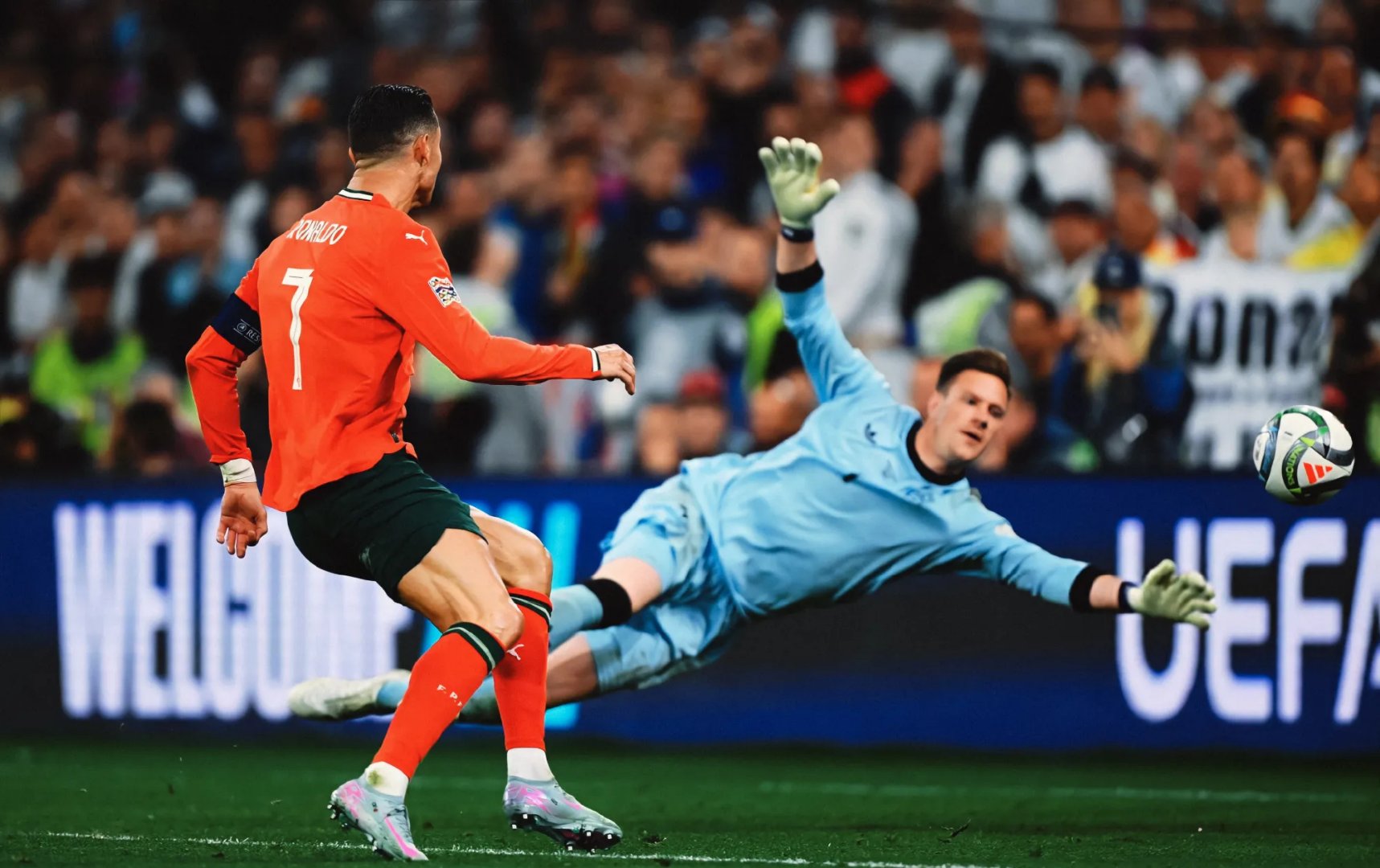 韩国队险胜葡萄牙队，奥恰洛夫带队取胜