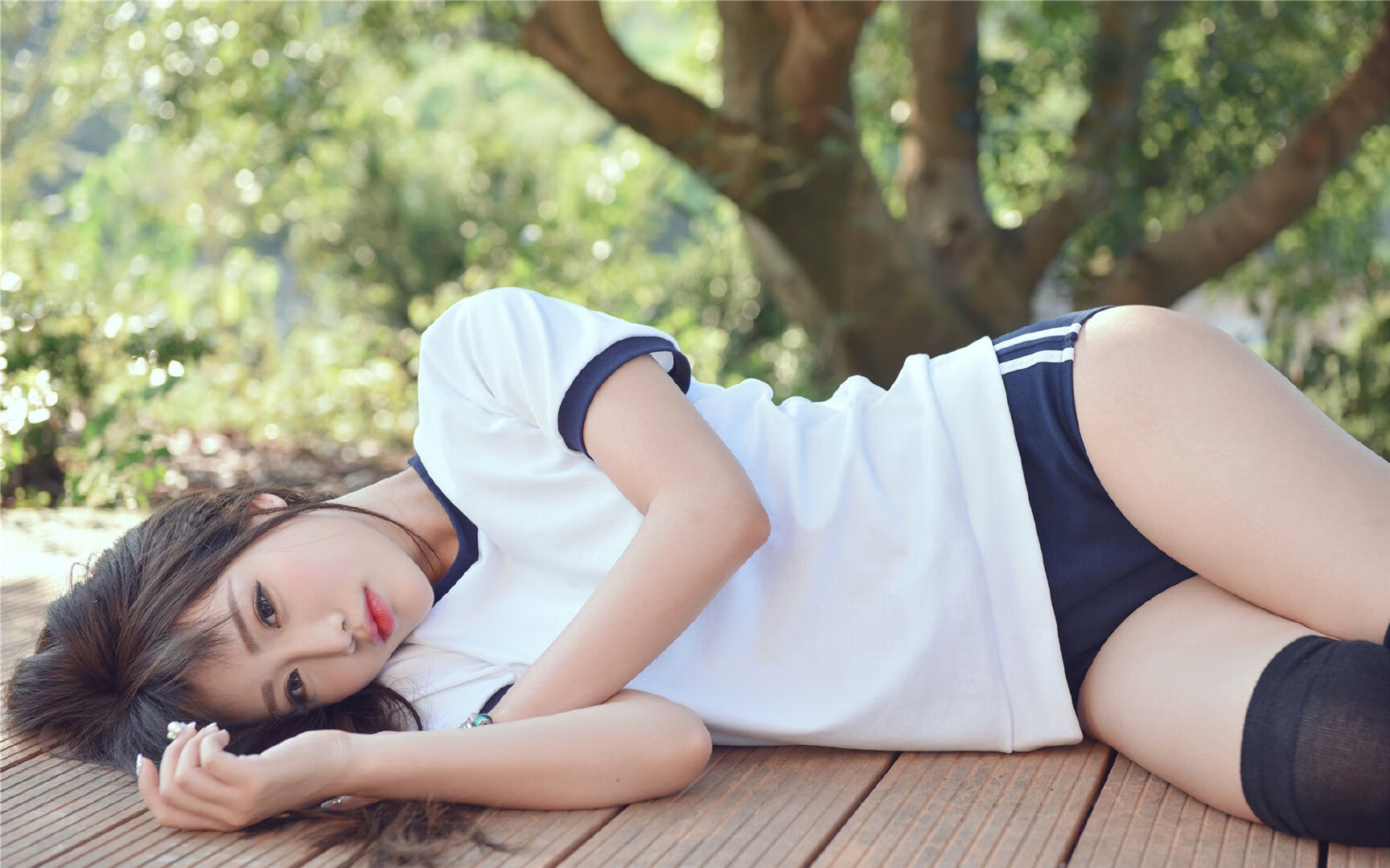 伊朗鏖战埃及绿茵场，阿圭罗统治级数据定乾坤